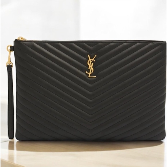 Saint Laurent Matelasse Chevron Zip
Clutch - Large Like New! - Picture 6 of 16